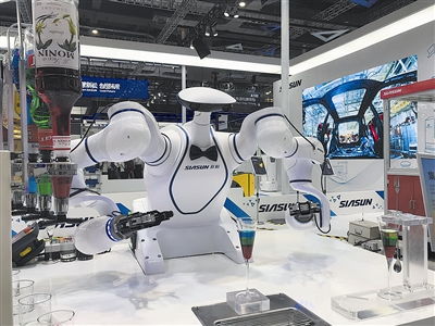 风从海上来 | 走进中国国际工业博览会 人机协作赋能“未来工厂”的智能纯化之路